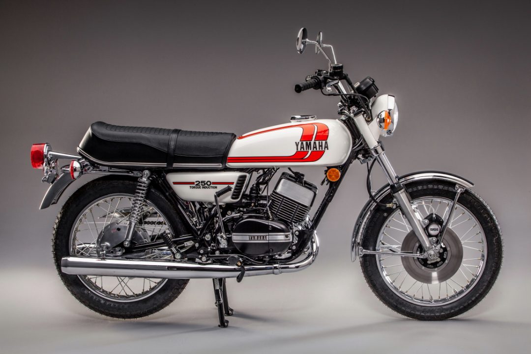 1975 Yamaha RD250 | Retrospeed